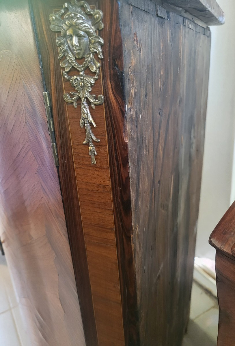Pair Of Louis XV Marquetry Corner Cabinets, 18th Century -photo-2