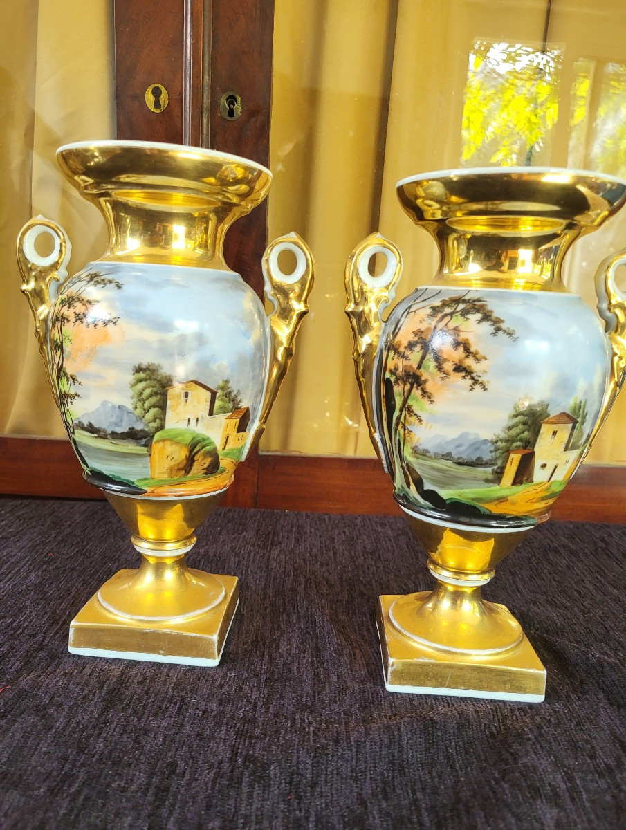 Pair Of Paris Porcelain Vases, Early 19th Century -photo-2