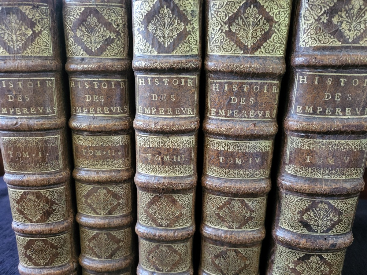 ensemble  de 5 volumes Histoire des Empereurs 1700-photo-3
