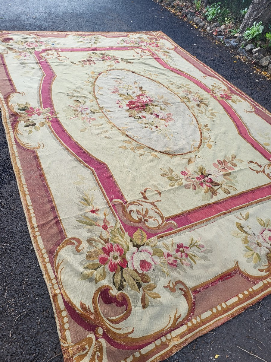 Grand tapis Aubusson  époque  Milieu  du XIXe siècle  400X270 env.