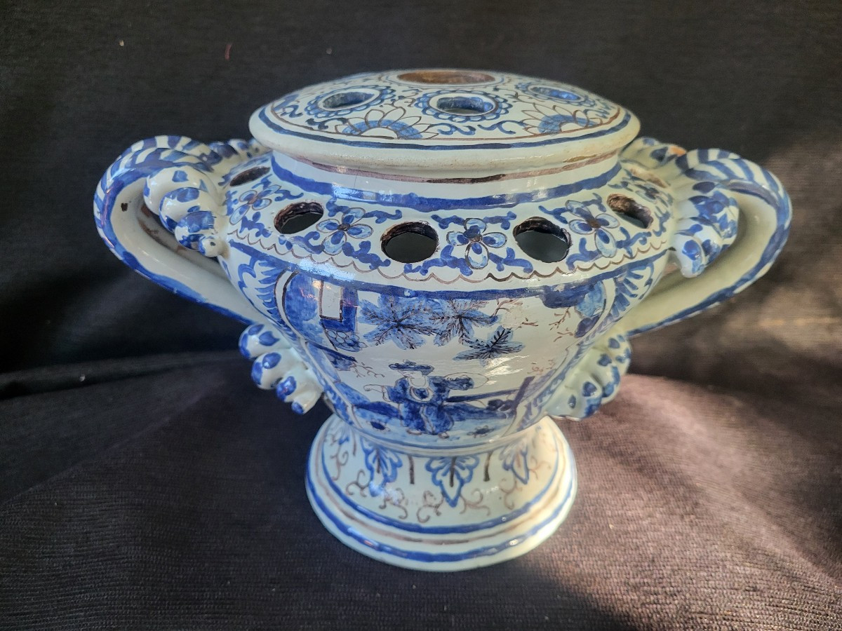 Nevers Earthenware Potpourri Bowl, 17th Century-photo-2