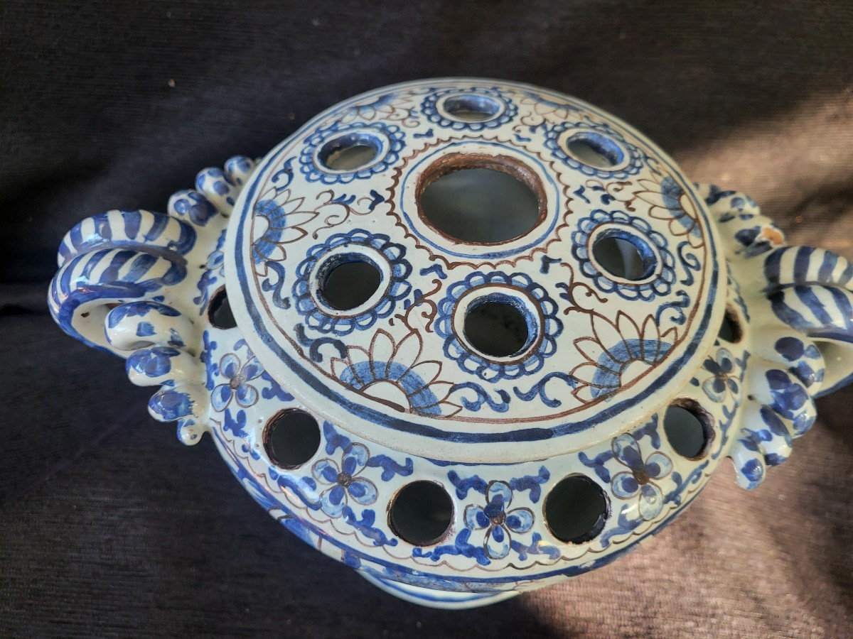 Nevers Earthenware Potpourri Bowl, 17th Century-photo-3