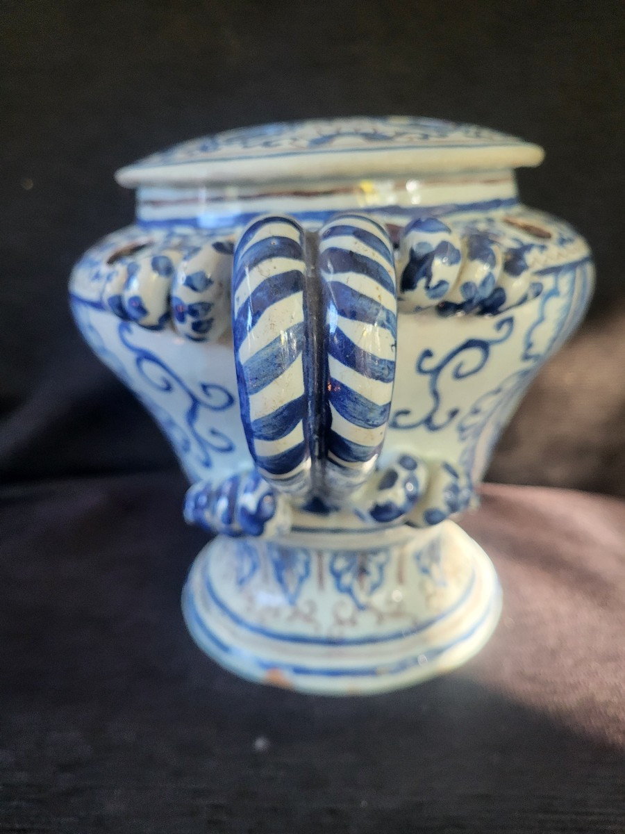 Nevers Earthenware Potpourri Bowl, 17th Century-photo-8