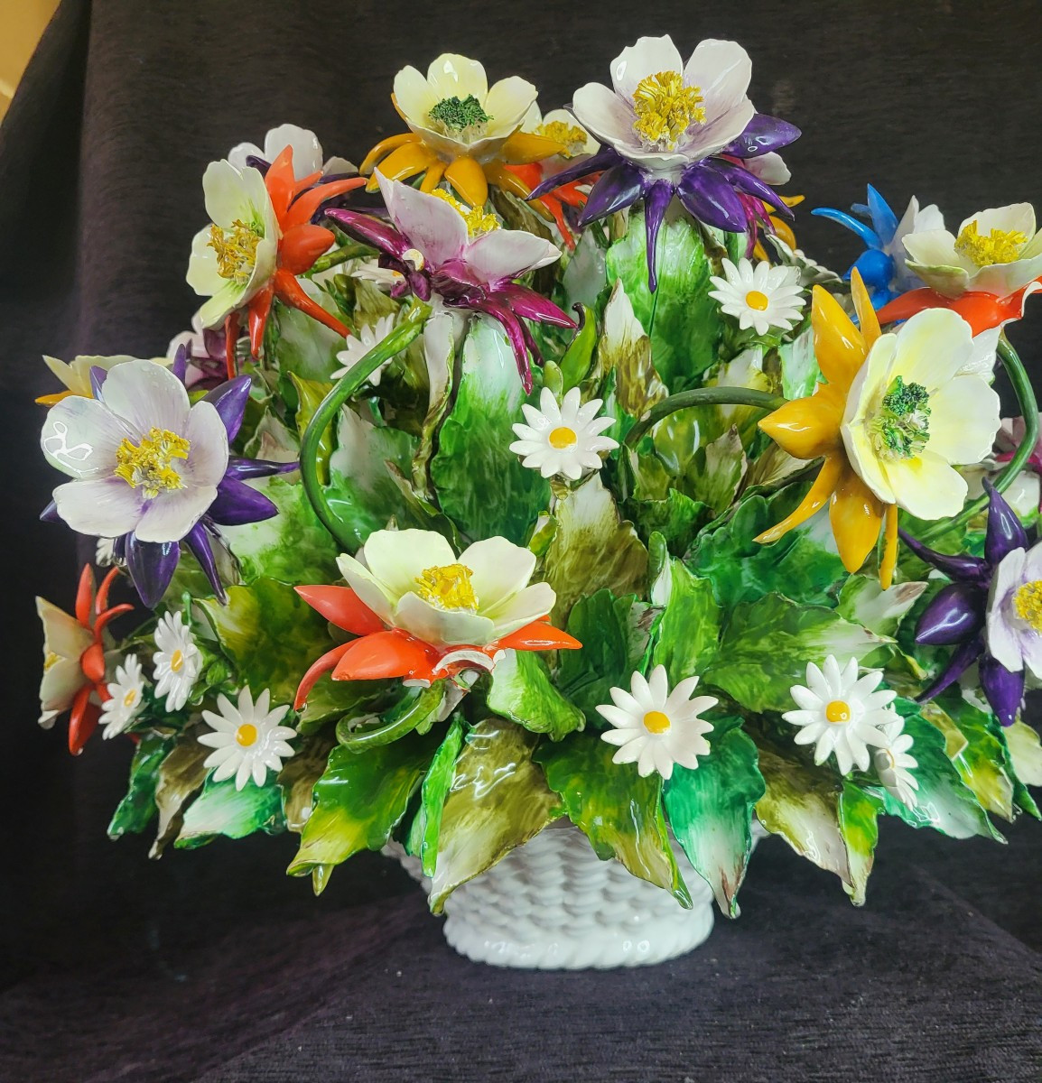 Large Capodimonte Floral Porcelain Early 20th Century 50cm-photo-3