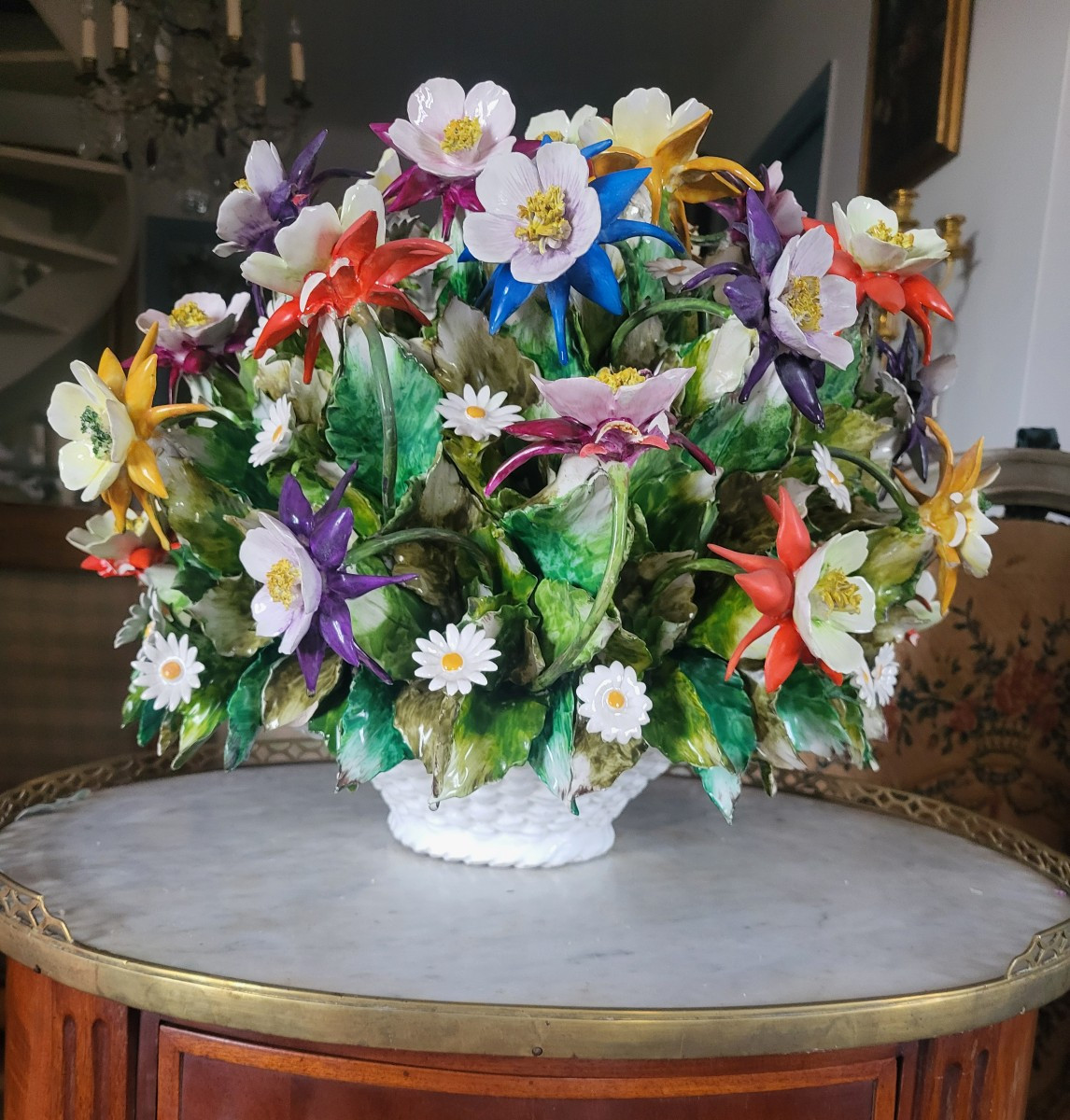 Large Capodimonte Floral Porcelain Early 20th Century 50cm