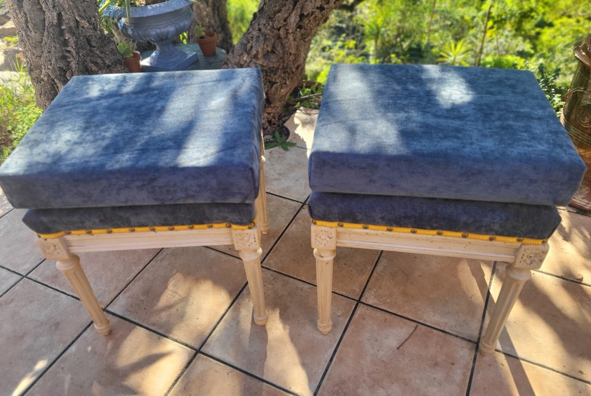 Pair Of Louis XVI Period Cushioned Stools, 18th Century -photo-4