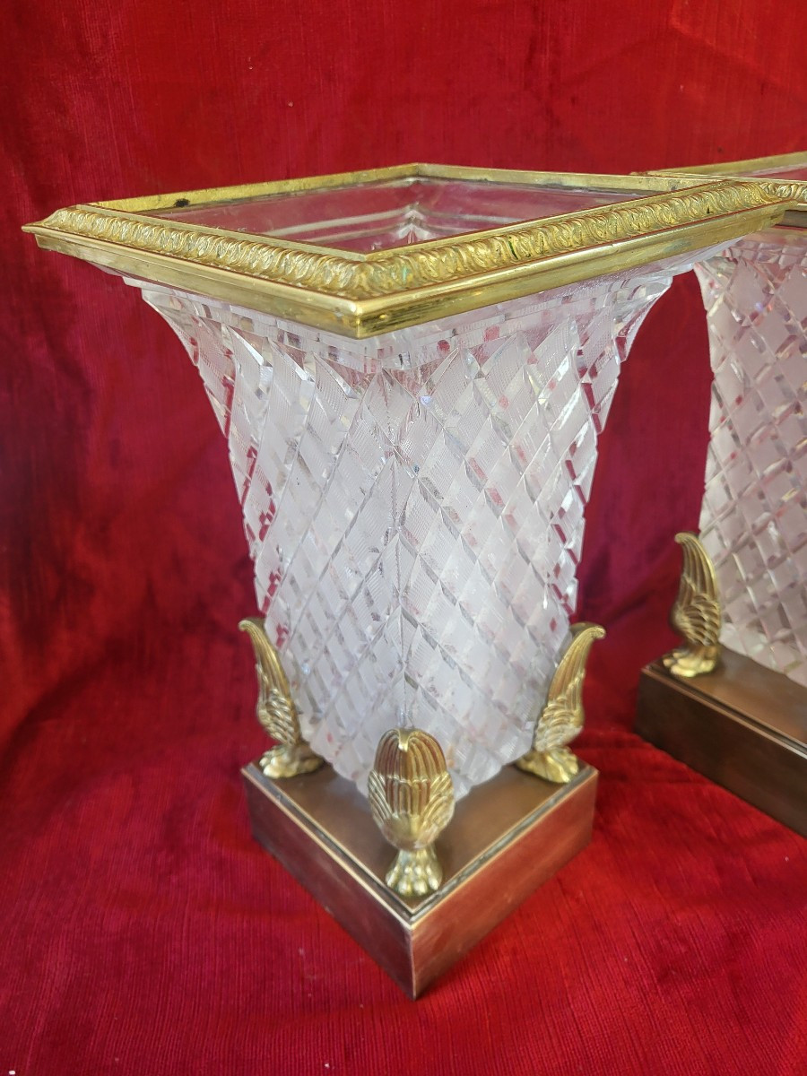 Paire de vases en cristal taillé  et bronze doré Restauration  époque XIXe siècle -photo-4