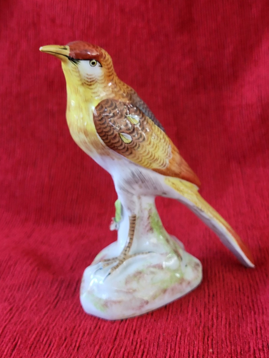 Oiseau porcelaine  de Paris manufacture  Locre époque XIXe 