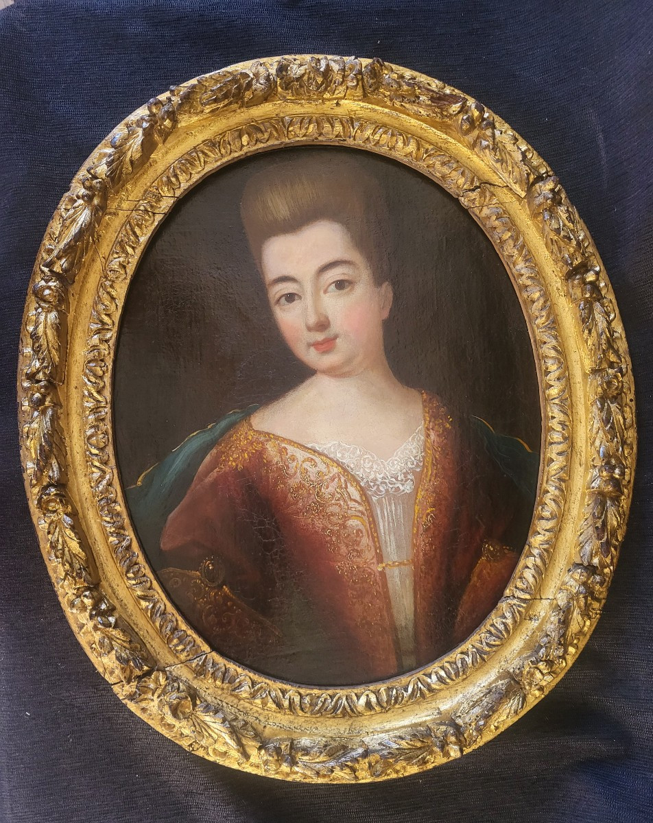  French School Portrait Of A Lady, High Quality, Oil On Canvas, Late 17th Century