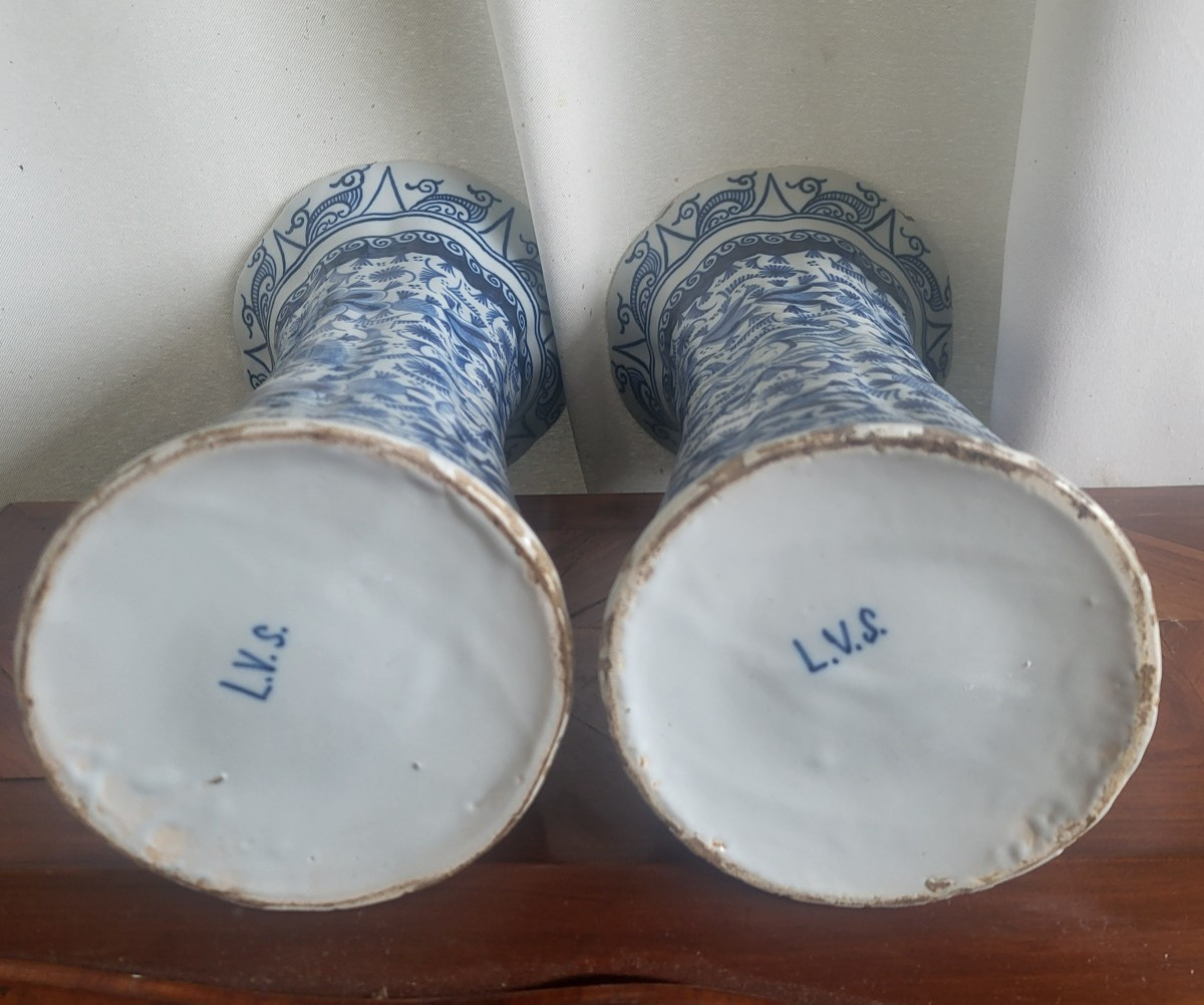 Paire de vases cornets Delft XVIII e siècle  H 28cm-photo-4