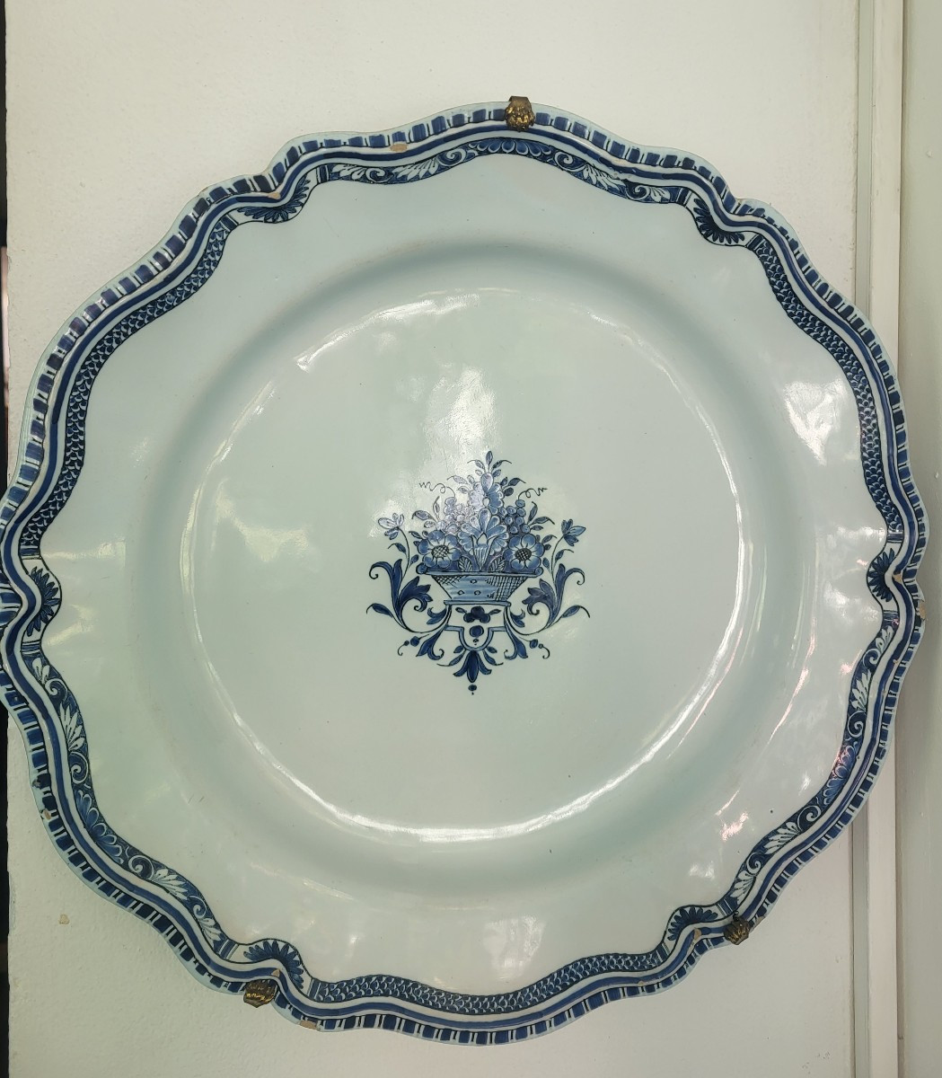 Grand  Plat Rouen époque XVIII e siècle 