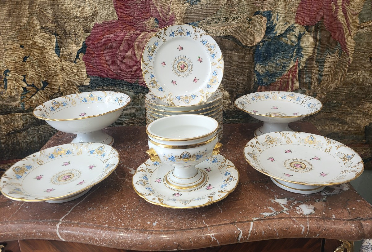 Large Paris Porcelain Dessert Service Restoration Period 19th Century