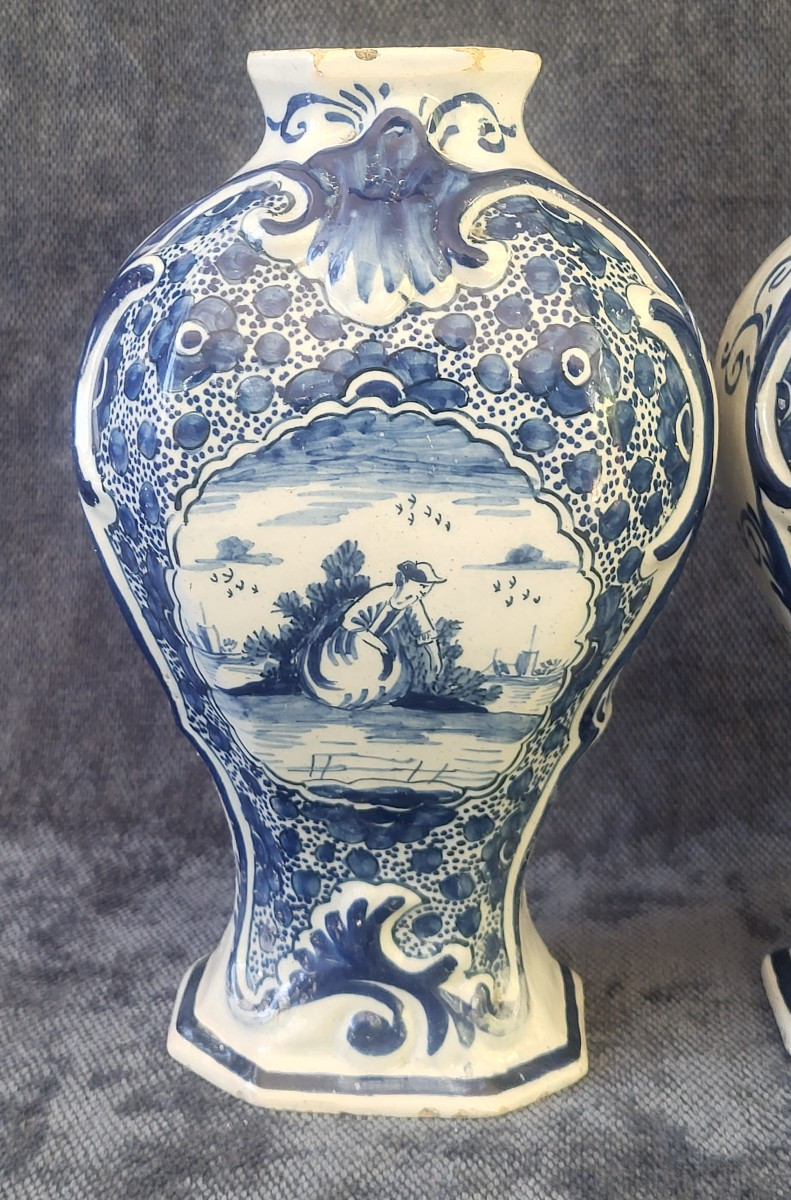 Paire de vases balustre Delft époque XVIII e -photo-2