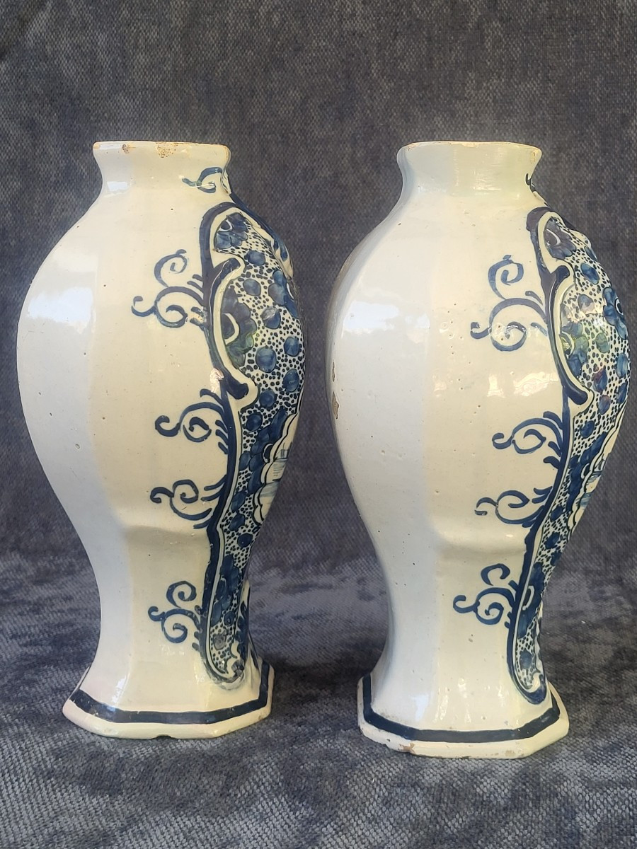 Paire de vases balustre Delft époque XVIII e -photo-4
