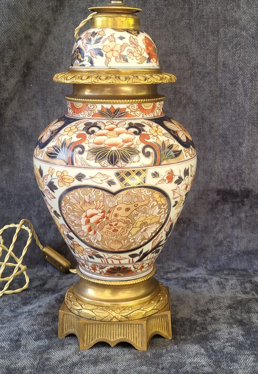 Lampe porcelaine Imari électrifiée, Japon XIXe 
