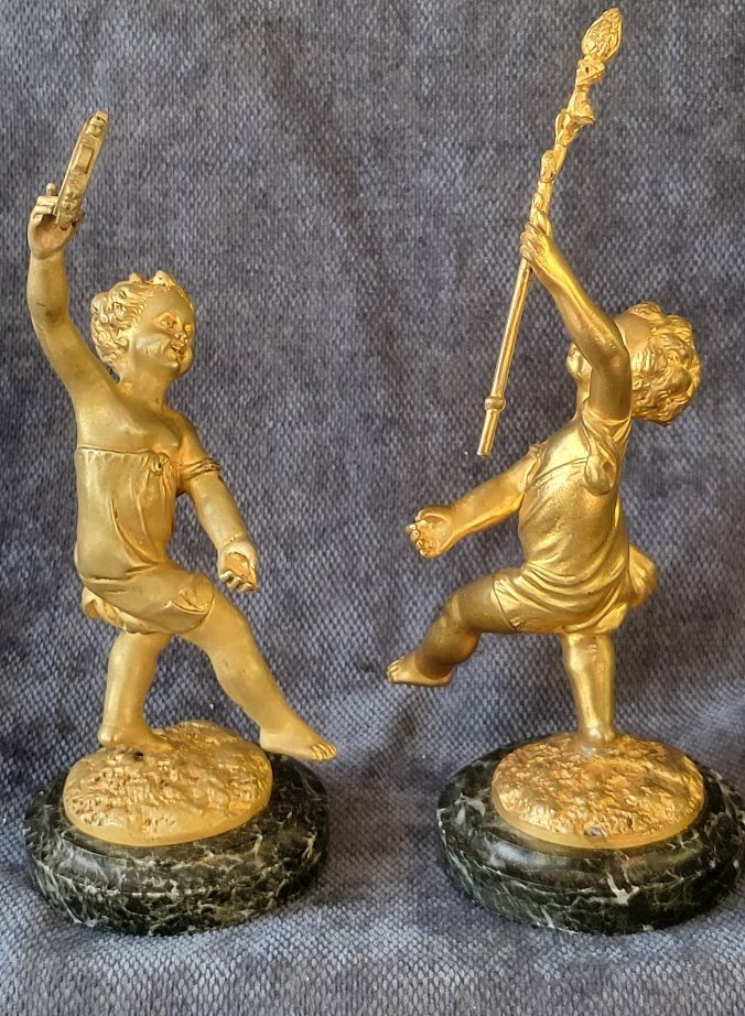 Paire de sculptures bronze doré  Putti dansant époque XIXe -photo-2