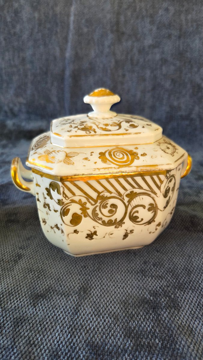 Service  à thé  porcelaine   dorée  époque Louis Philippe  XIXe -photo-1