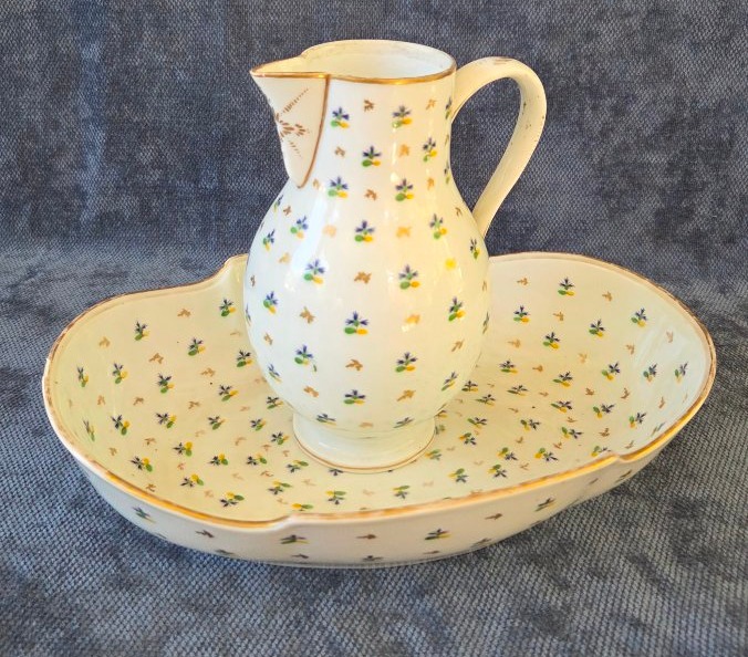 Set Porcelaine XVIIIe 