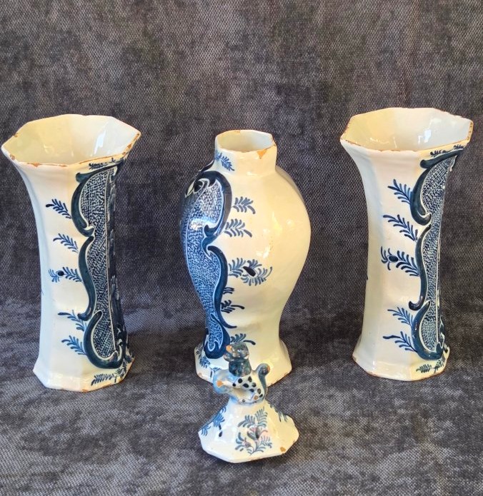 19th-century Delftware Decoration -photo-3