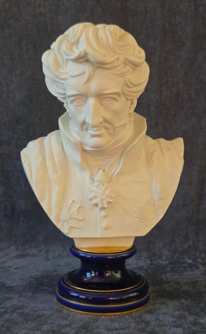 Manufacture Nationale de Sèvres  buste de Cuvier 1880 H 35cm