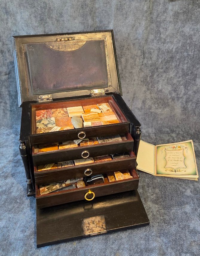 Coffret cabinet échantillons de marbres Rome début XIXe 