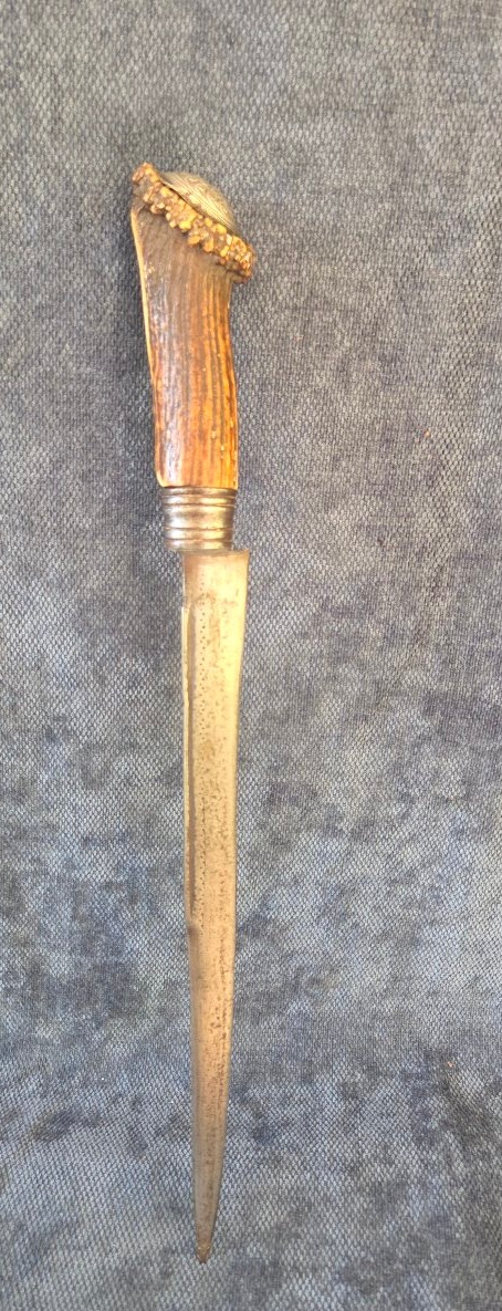 18th-century Hunting Knife -photo-1
