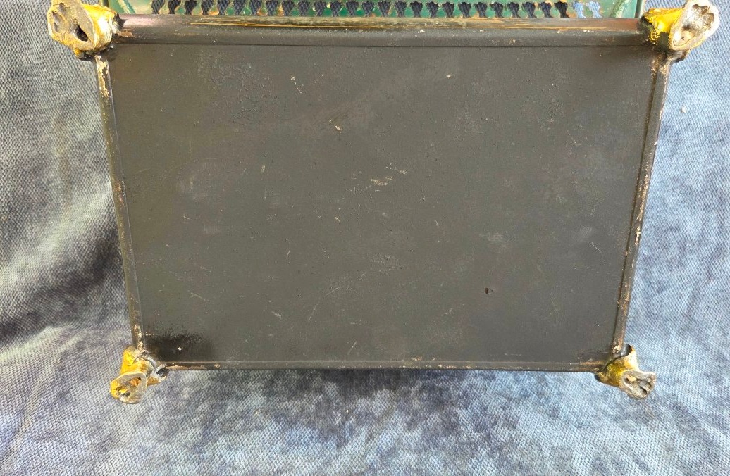 Early 19th-century Painted Sheet Metal Planter And Centerpiece -photo-4
