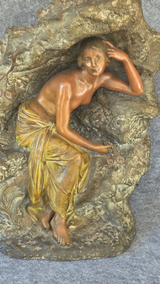 Grande  terre cuit  Art Nouveau  époque 1900 signée Julien Caussé-photo-2
