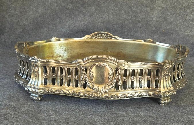 Centre de table  bronze argenté Louis XVI  m.o.Victor Saglier époque XIXe 