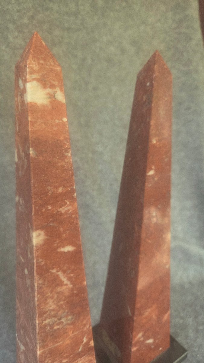 Pair Of Large Obelisks Made Of Two-tone Marble, Late 19th Century -photo-7