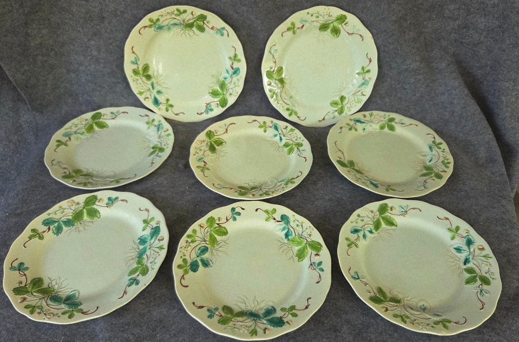 Service  George  Sand  Creil modèle fraisier époque XIXe 
