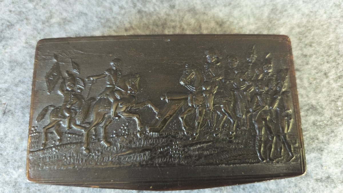 Ensemble  de 6 tabatières Hommage   à Napoléon  c.1830-photo-1