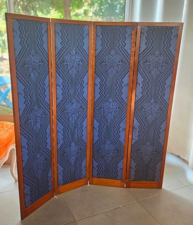 Paravent en acajou garniture  de soie époque  Restauration  début XIXe  H108cm