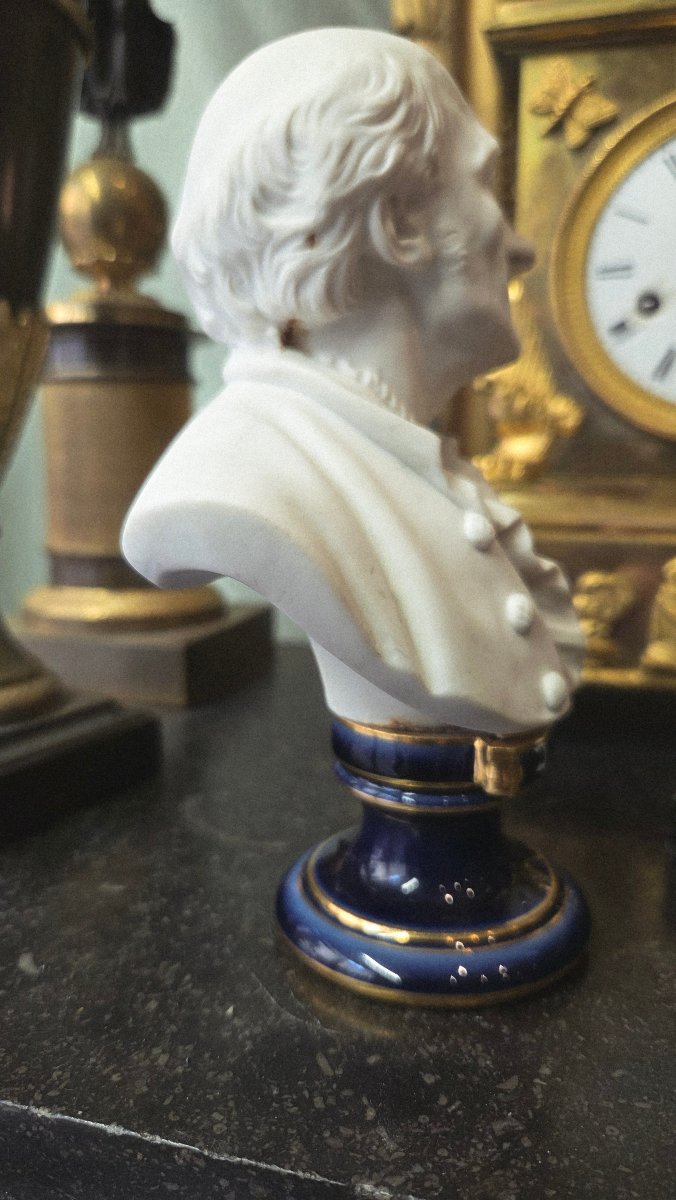 Sèvres Bust Of Voltaire  S 70-photo-4