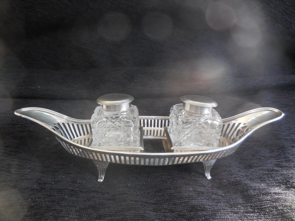 Navette Inkwell In Silver And Cut Crystal Mo Gnet Rh London 1910 Th. George V