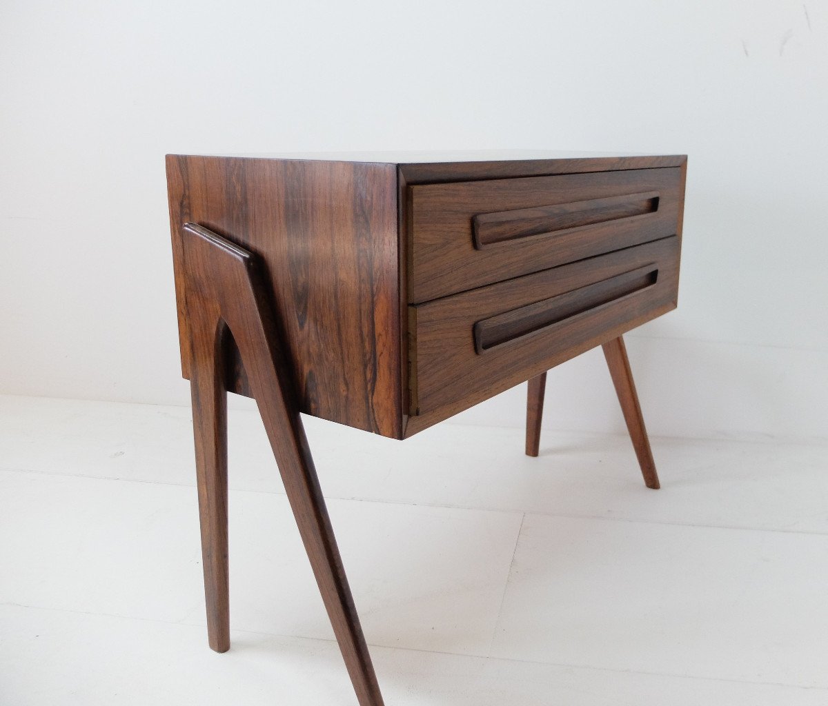 Small Scandinavian Chest Of Drawers In Rosewood, 1960s-photo-4