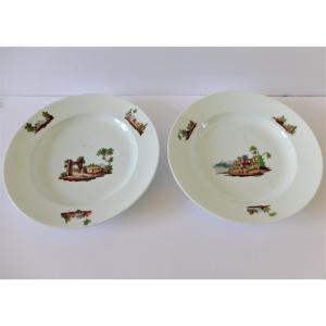 Niderviller 18ème Siècle, 2 Assiettes En Porcelaine Décors De Paysages