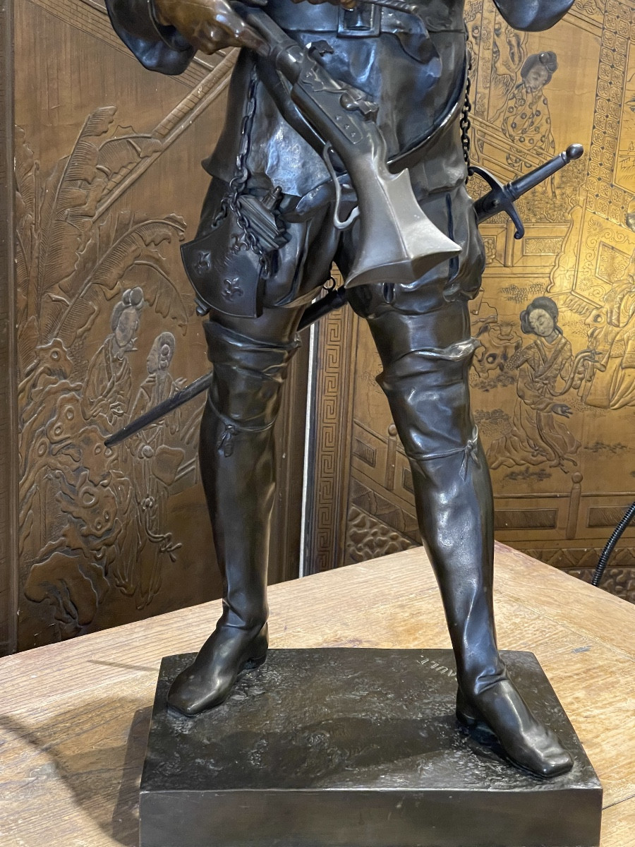 Grande sculpture en bronze " Soldat au mousquet " de Picault-photo-4