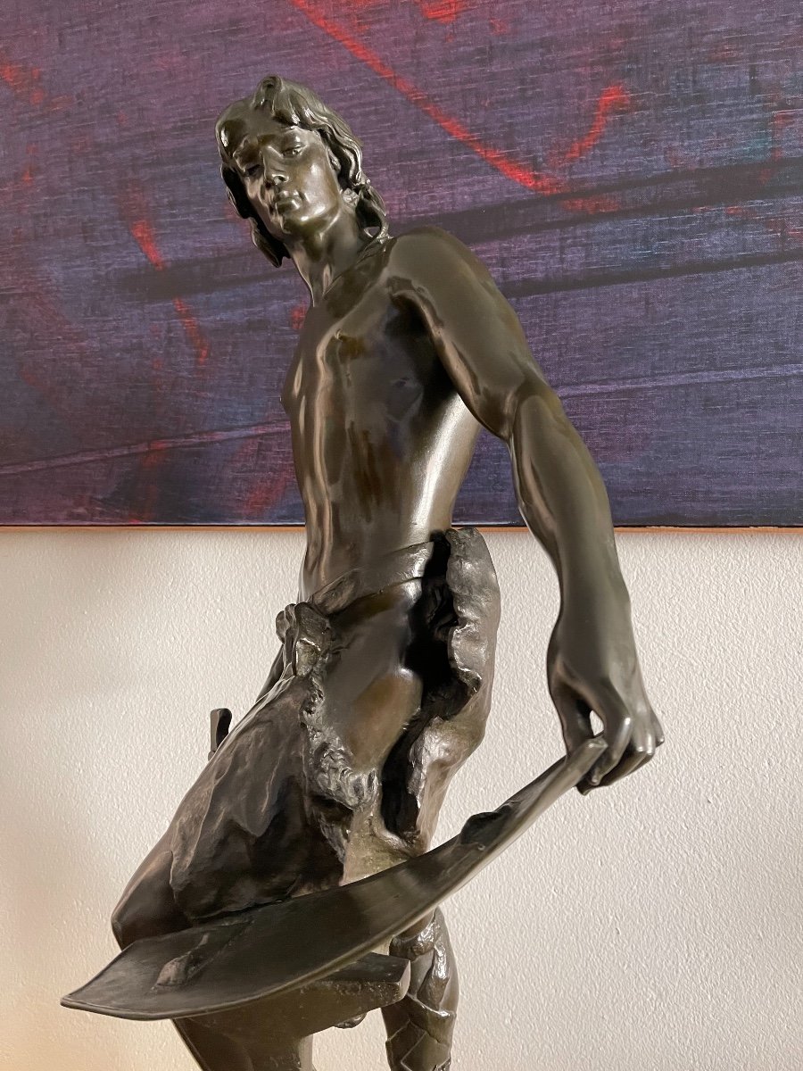 Sculpture En Bronze "Guerrier gaulois forgeant ses armes"-photo-4