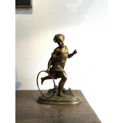 Sujet en bronze  " Enfant au Cerceau " signé Duchoiselle