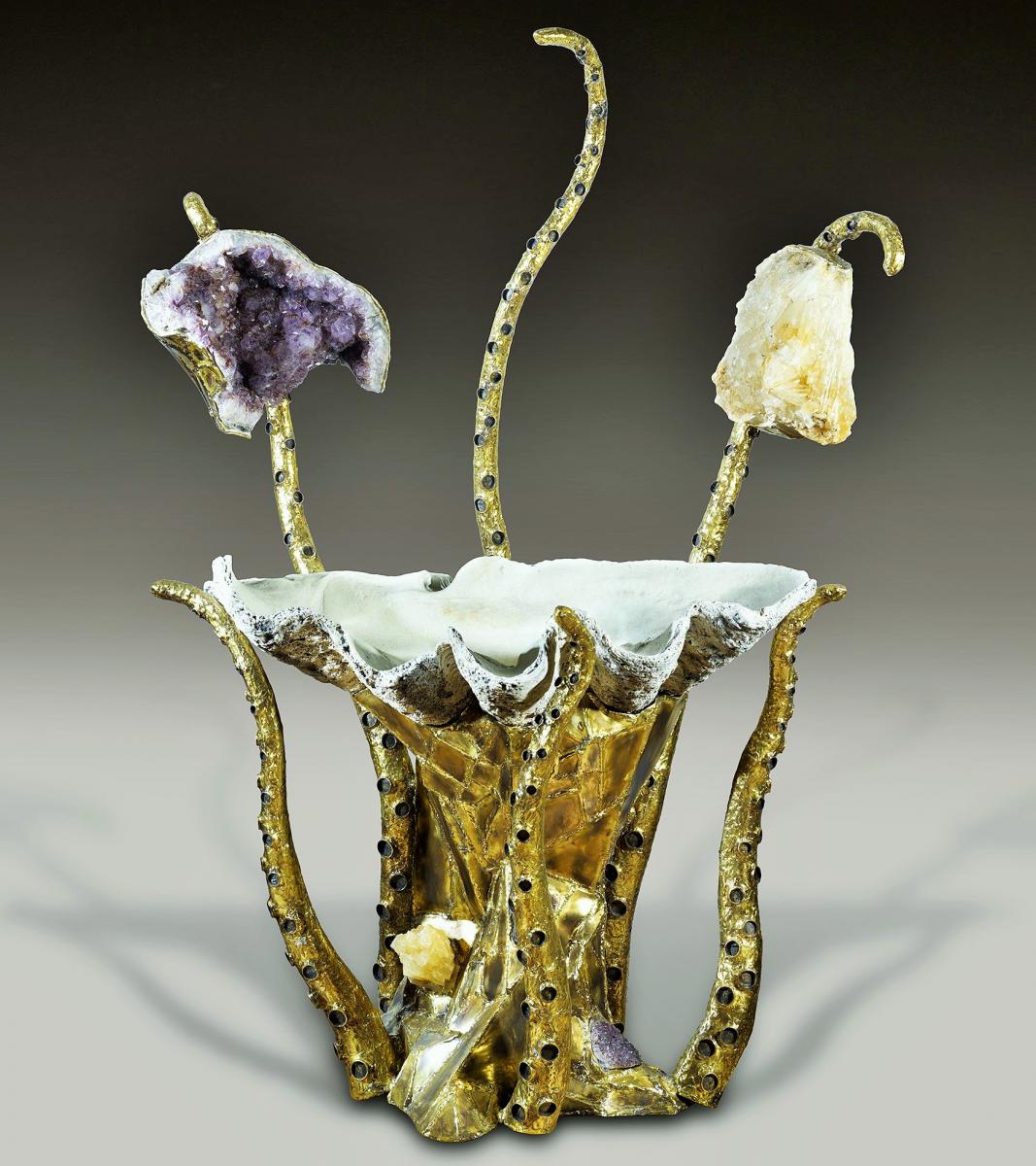 Outstanding "octopus Console" Benitier Geant, Crystal De Roche, Amethyst.