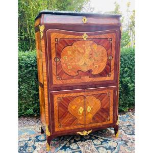 Secretaire à Décors louis XV estampillé BIRCKLE 