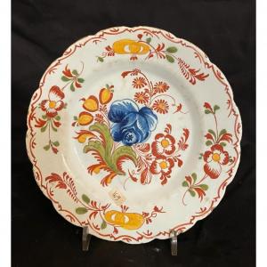 ASSIETTE EN FAIENCE DE DELFT XVIII