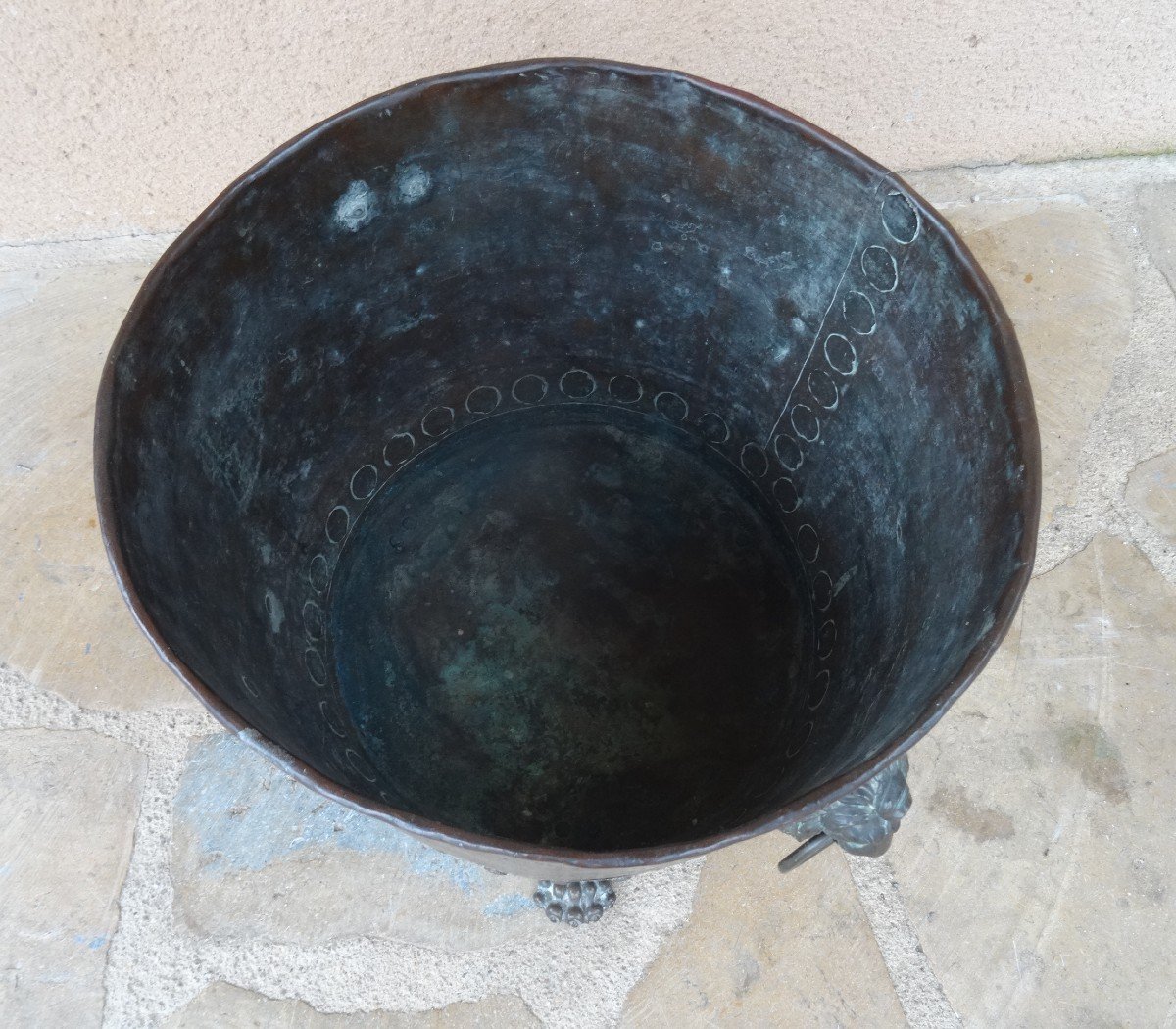 Large Brass Pot Cache 18th-photo-1
