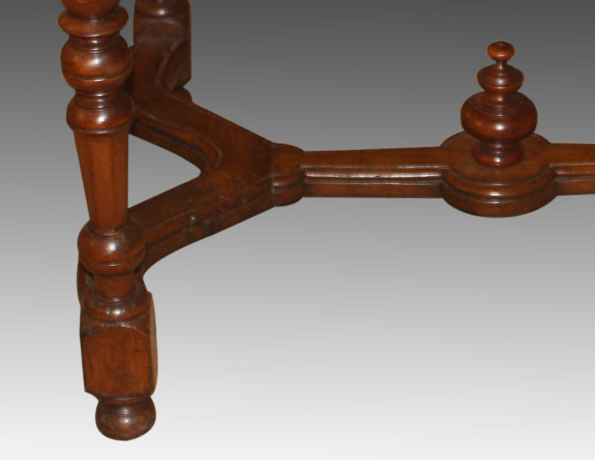 Table In Walnut, Louis XIV-photo-3