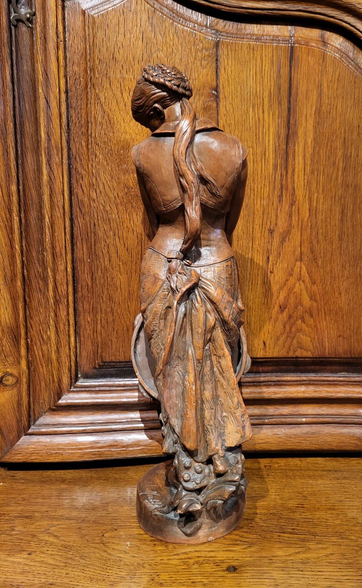 Terre Cuite, Jeune Fille Au Tambourin Par René-charles. Masse-photo-2
