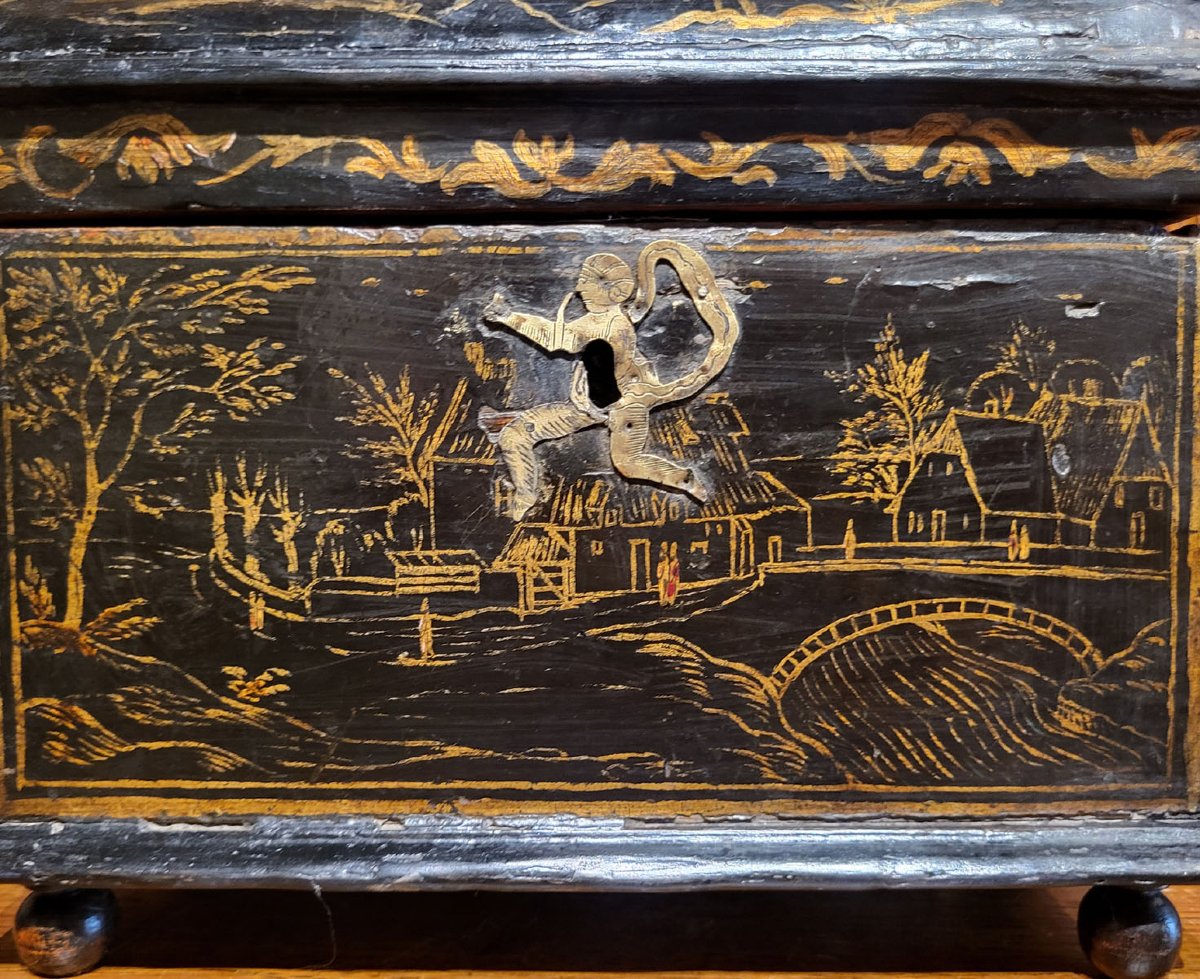 Un coffret en laque noir, fin 17ème-photo-2