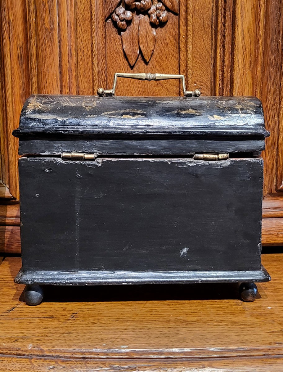Un coffret en laque noir, fin 17ème-photo-4