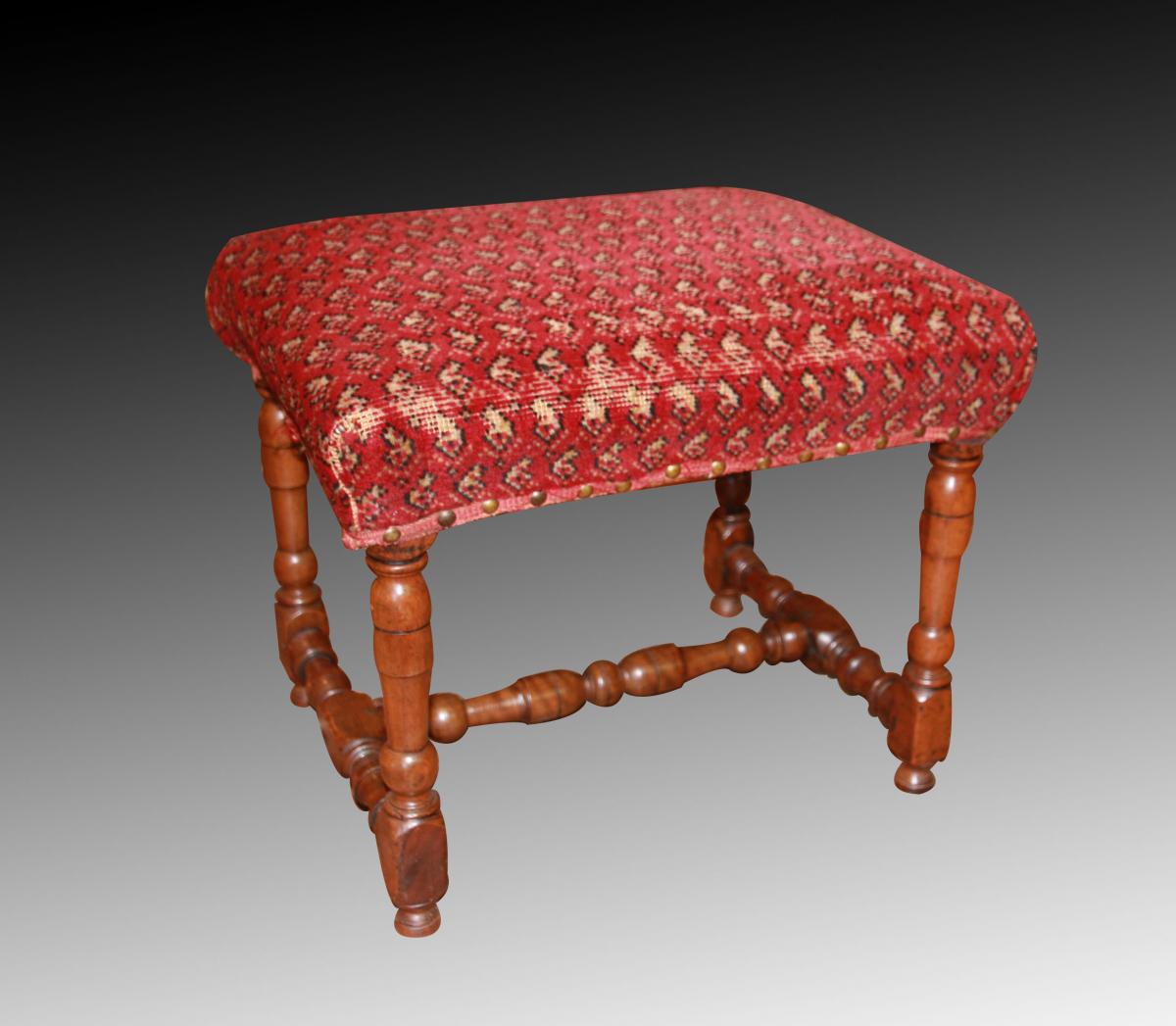 Un tabouret Louis XIII-photo-2