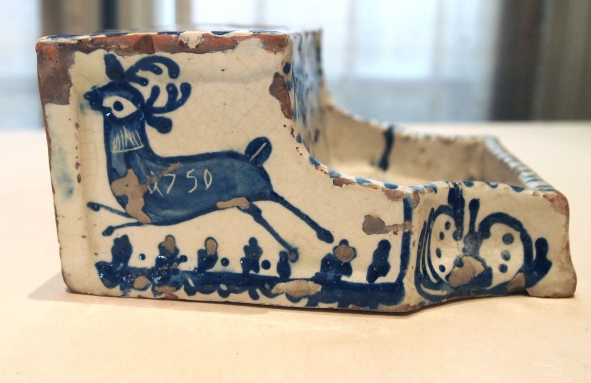 An Inkwell In Italian Faience-photo-2